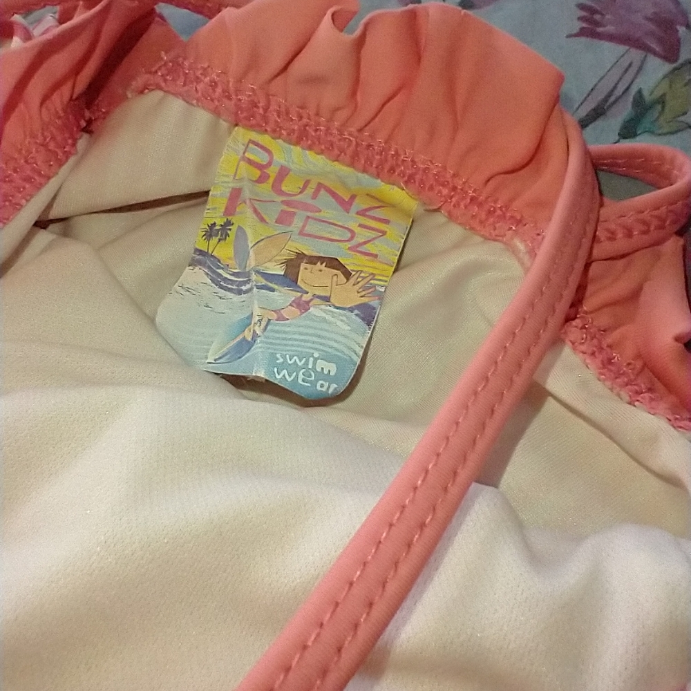 Swim suits - Picture 2 of 7